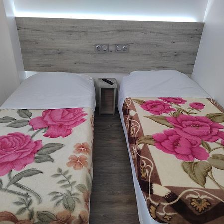 Alpha Hotel Bouafle Eksteriør billede