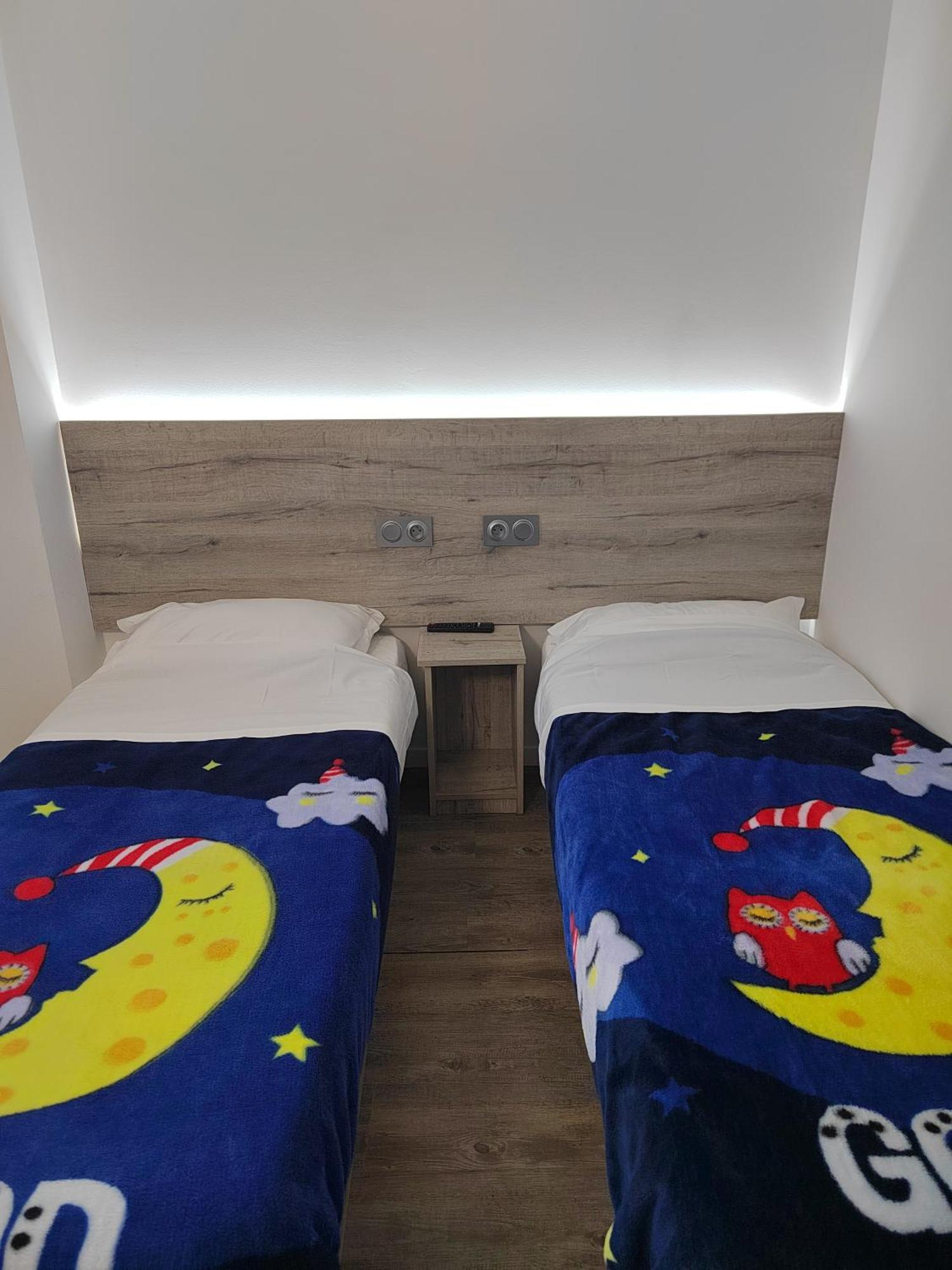 Alpha Hotel Bouafle Eksteriør billede